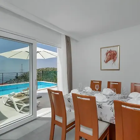 Villa Family&child Friendly Violet- Saltwater Pool Makarska