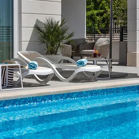 Villa Family&child Friendly Violet- Saltwater Pool Makarska